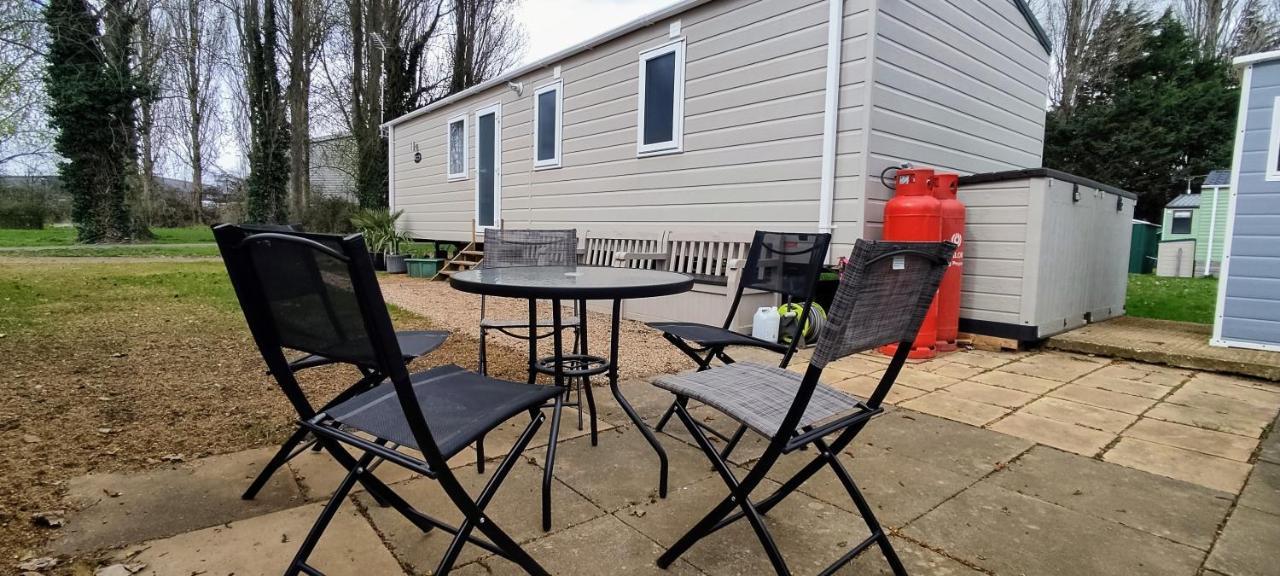 Appartamento Billing Aquadrome Northampton, Royale Poplar Km12 Esterno foto